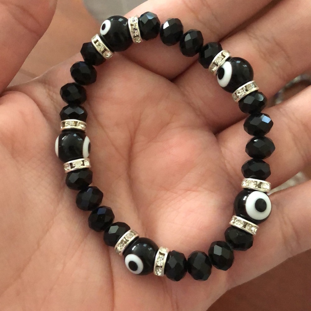 Black evil eye bracelet stretchy - Picture 1 of 3